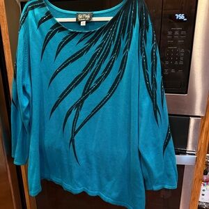 Bob‎ Mackie Turquoise and Black Top